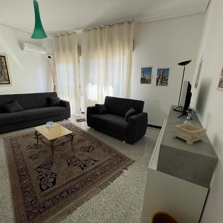 Vincenti'S House Comiso Apartment Bagian luar foto