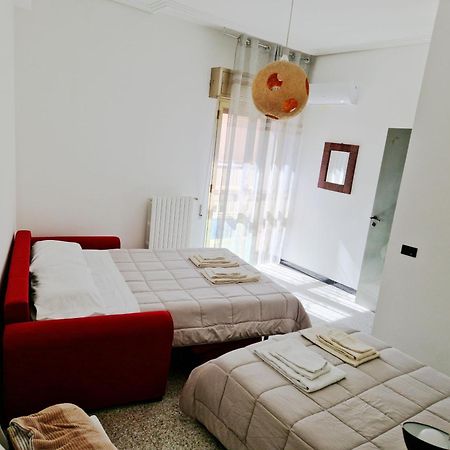 Vincenti'S House Comiso Apartment Bagian luar foto