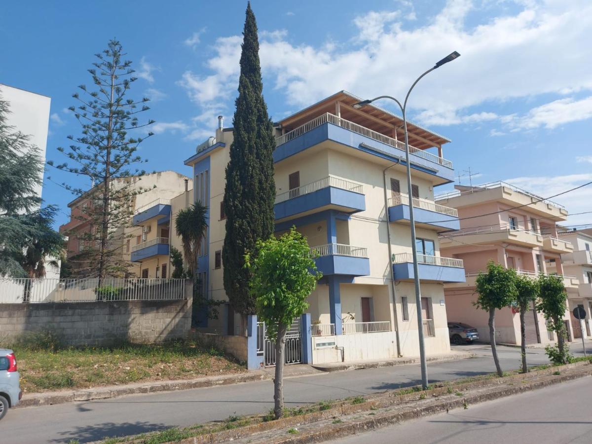 Vincenti'S House Comiso Apartment Bagian luar foto