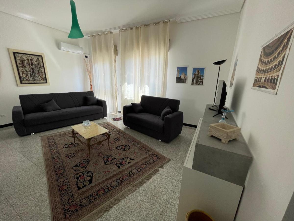 Vincenti'S House Comiso Apartment Bagian luar foto
