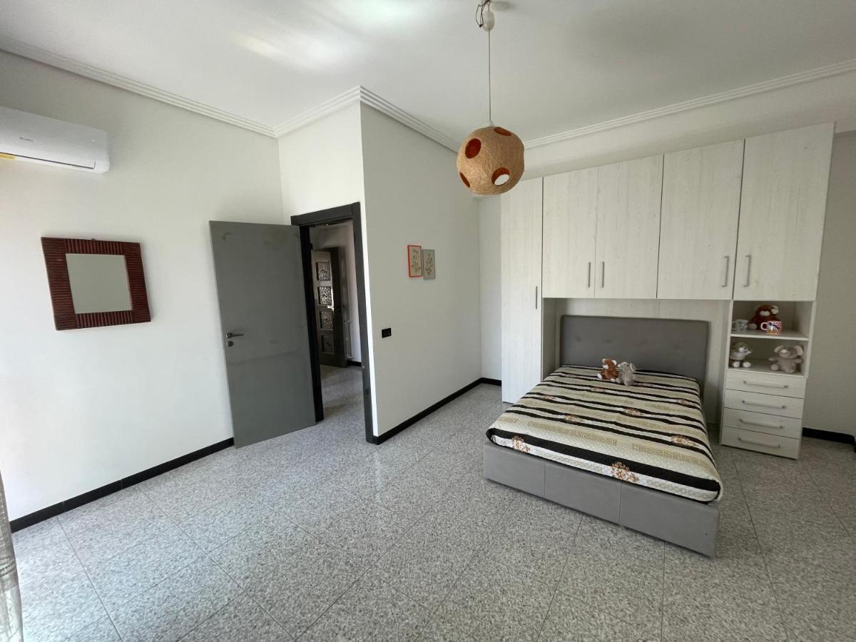 Vincenti'S House Comiso Apartment Bagian luar foto