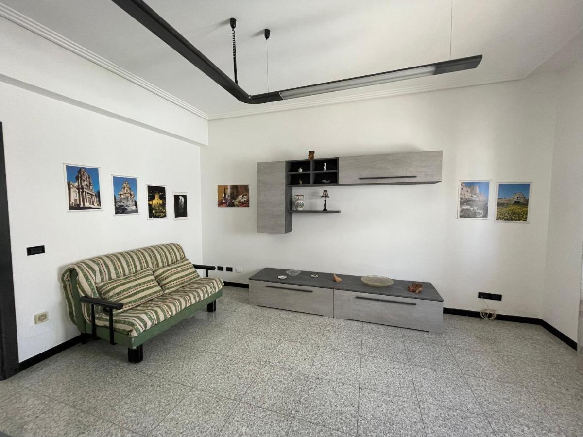 Vincenti'S House Comiso Apartment Bagian luar foto