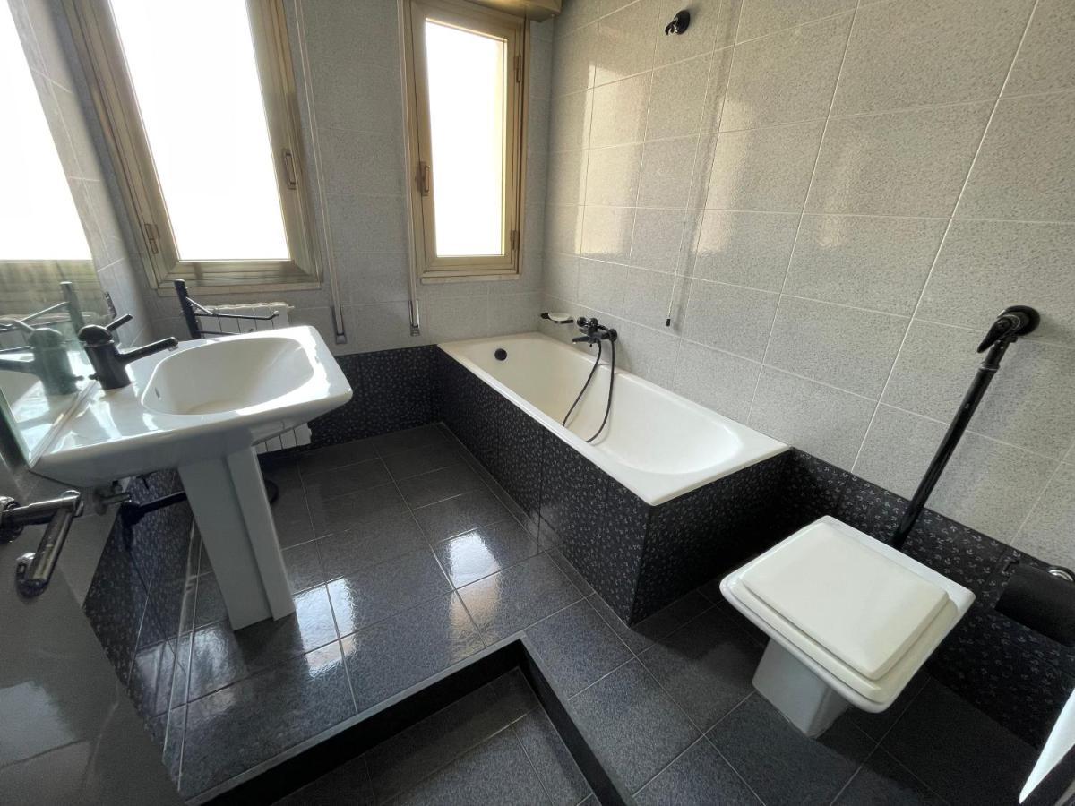 Vincenti'S House Comiso Apartment Bagian luar foto